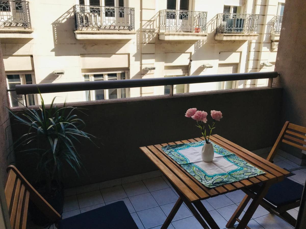 Apartamento Centrico Y Moderno Con Balcon, Piscina, Gimnasio Y Laundry Буенос Айрес Екстериор снимка