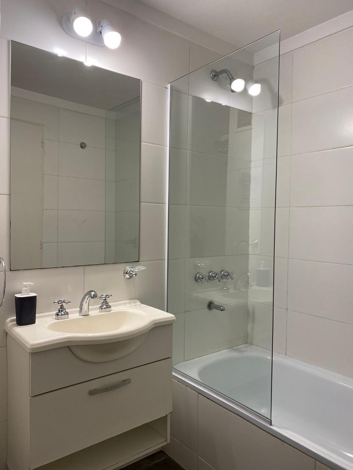 Apartamento Centrico Y Moderno Con Balcon, Piscina, Gimnasio Y Laundry Буенос Айрес Екстериор снимка